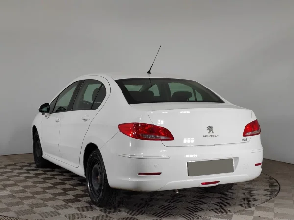 Peugeot 408