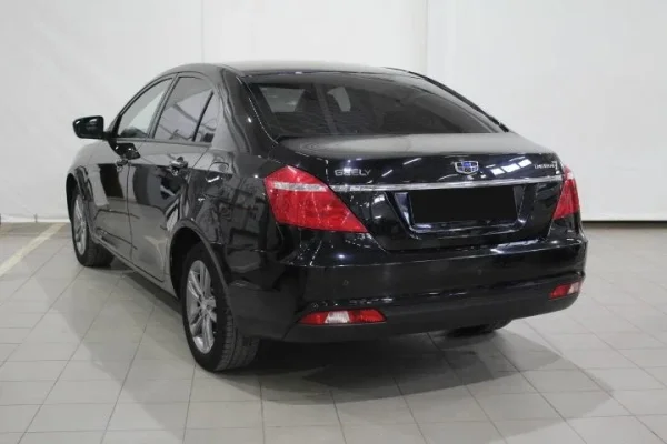 Geely Emgrand 7